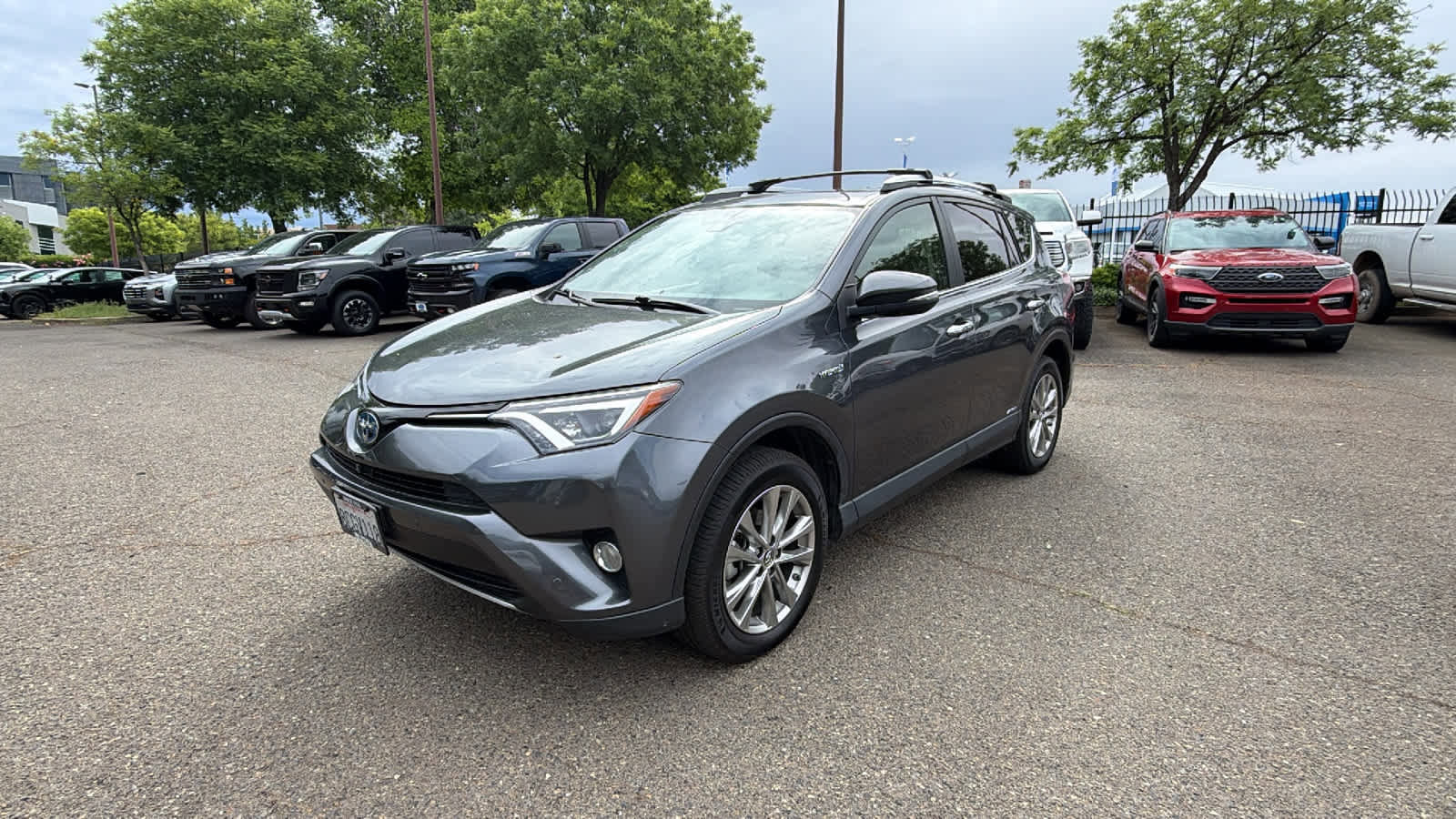 Used 2018 Toyota RAV4 Limited w/ Advanced Technology Package AWD/4WD video 1