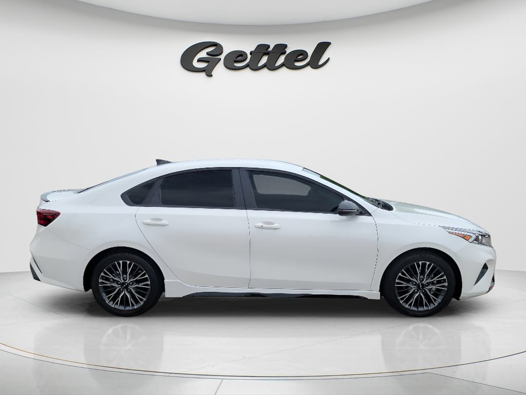 Used 2023 Kia Forte GT-Line FWD image 4
