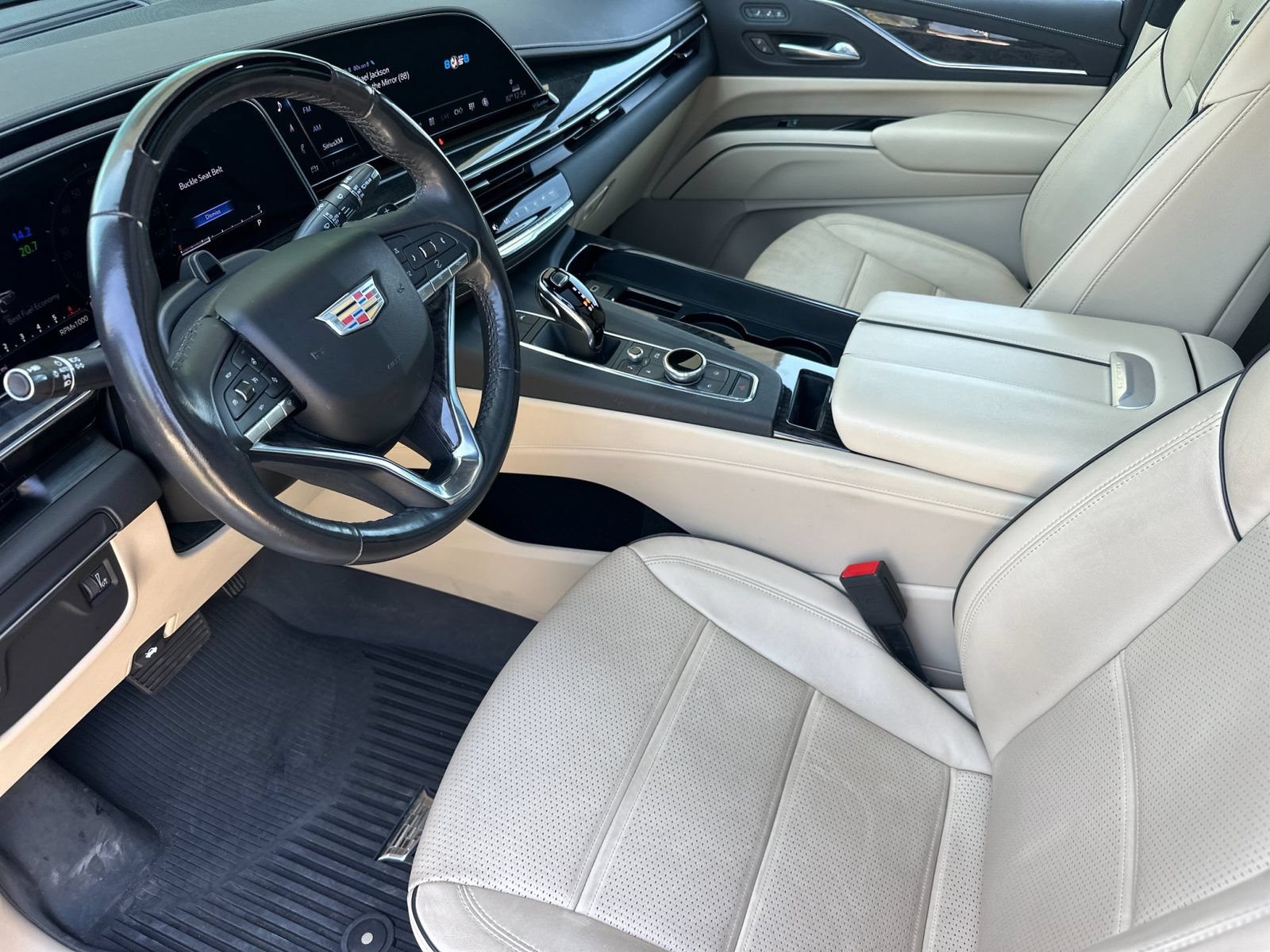 Used 2023 Cadillac Escalade ESV Premium Luxury RWD image 10