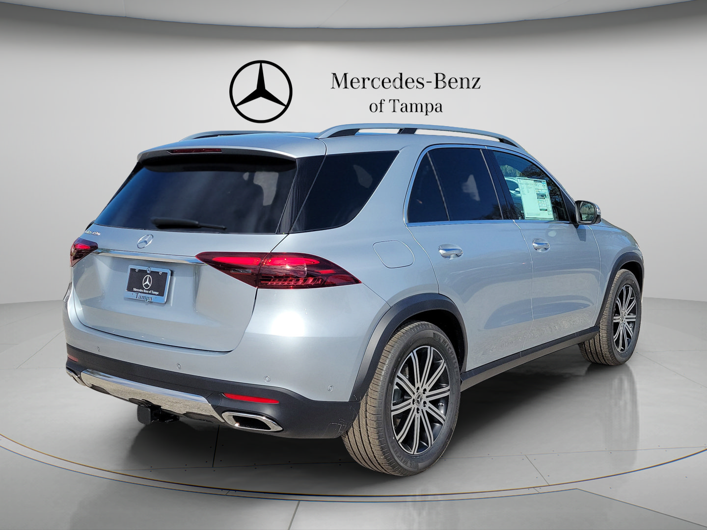 Certified 2026 Mercedes-Benz GLE 350 4MATIC image 4