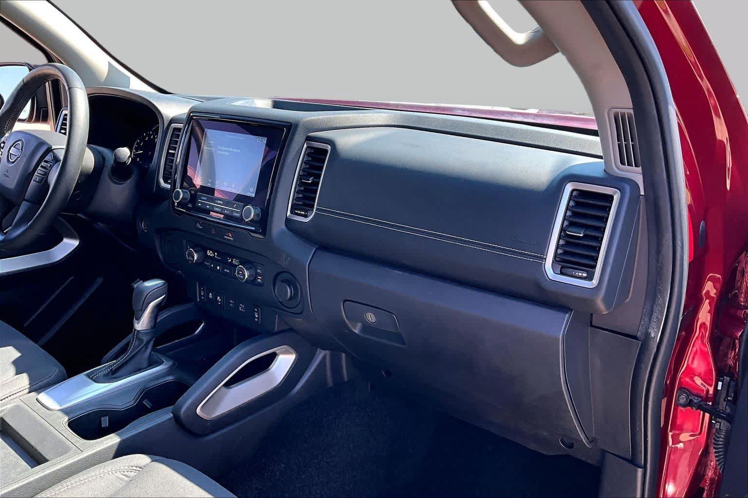 Certified 2024 Nissan Frontier SV w/ SV Convenience Package RWD image 19