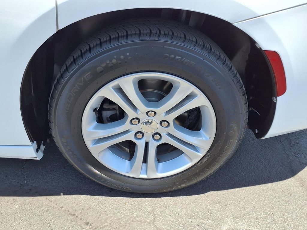 Used 2016 Dodge Charger SE w/ Popular Equipment Group RWD image 12