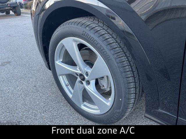 New 2025 Audi Q5 Prestige image 5