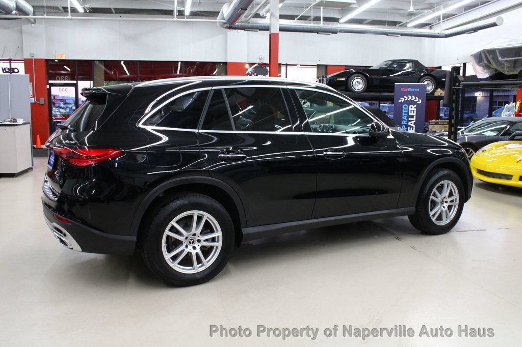 Used 2025 Mercedes-Benz GLC 300 4MATIC image 52