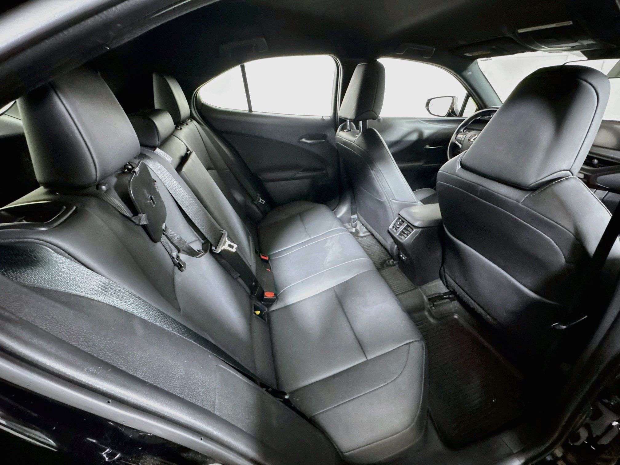 Used 2021 Lexus UX 200 w/ Accessory Package (Z2) FWD image 24