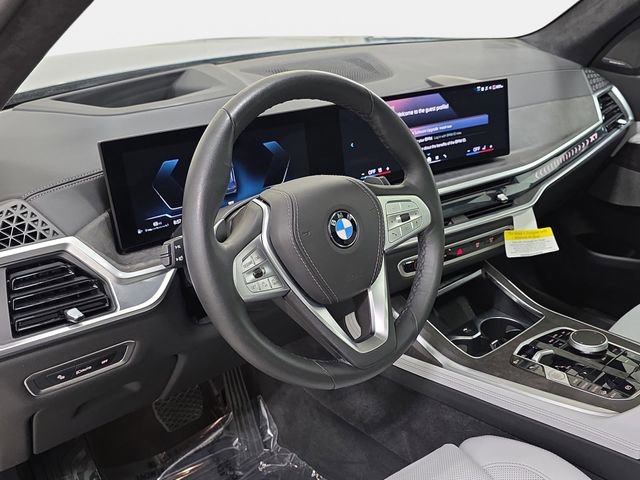 Certified 2026 BMW X7 xDrive40i AWD/4WD image 13