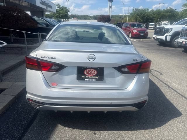 Used 2024 Nissan Altima 2.5 SV FWD image 5