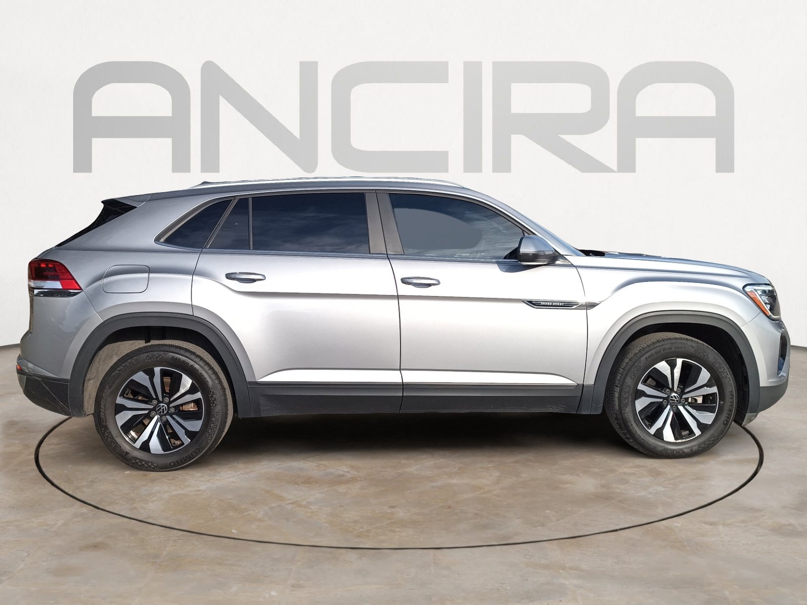 Used 2024 Volkswagen Atlas Cross Sport SE image 11