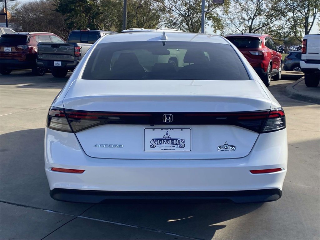 Used 2023 Honda Accord EX image 7