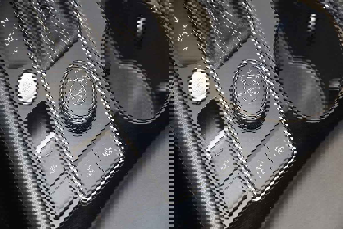 Used 2021 Volkswagen Atlas SEL Premium image 29