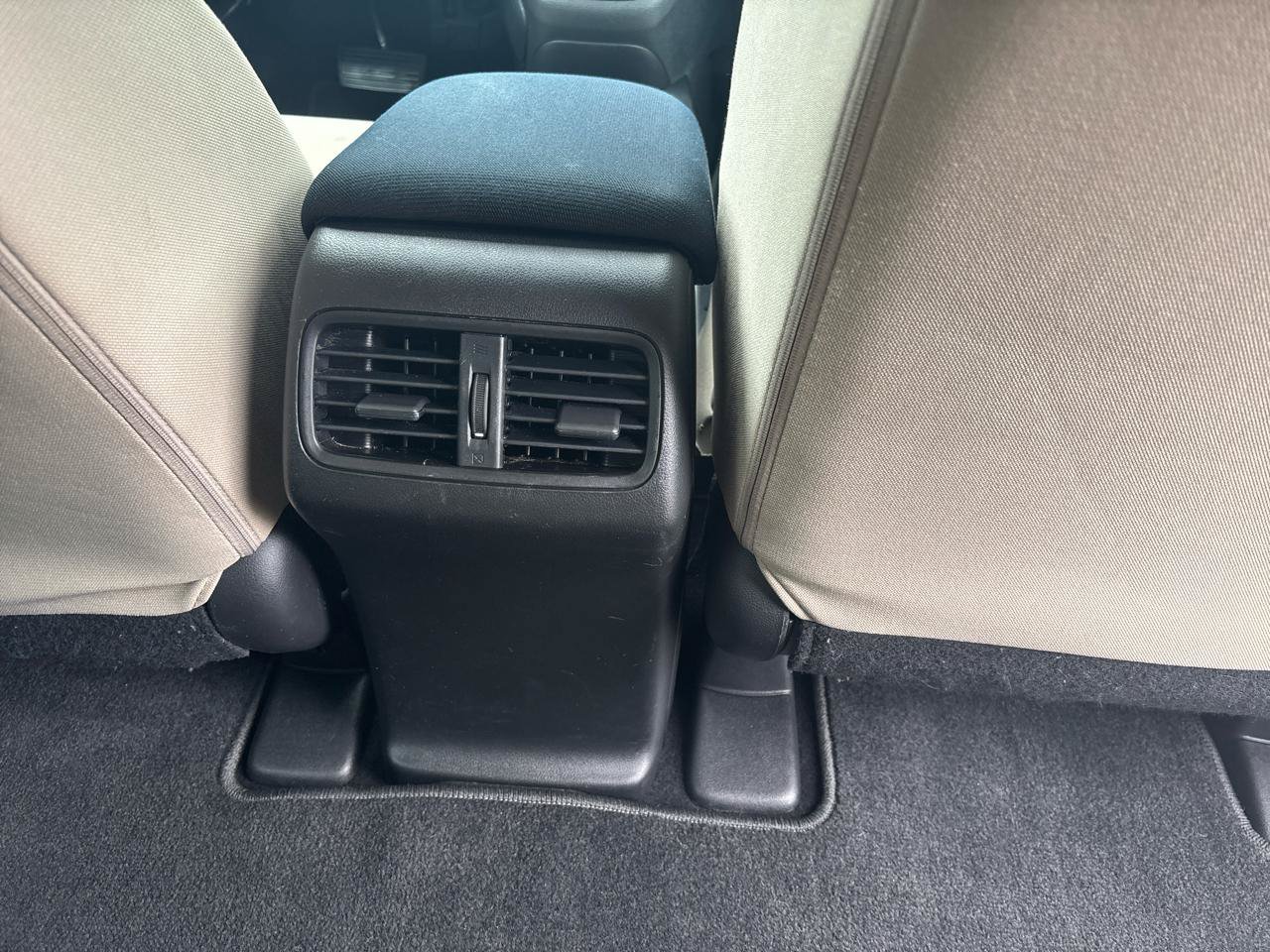 Used 2015 Honda CR-V LX image 20