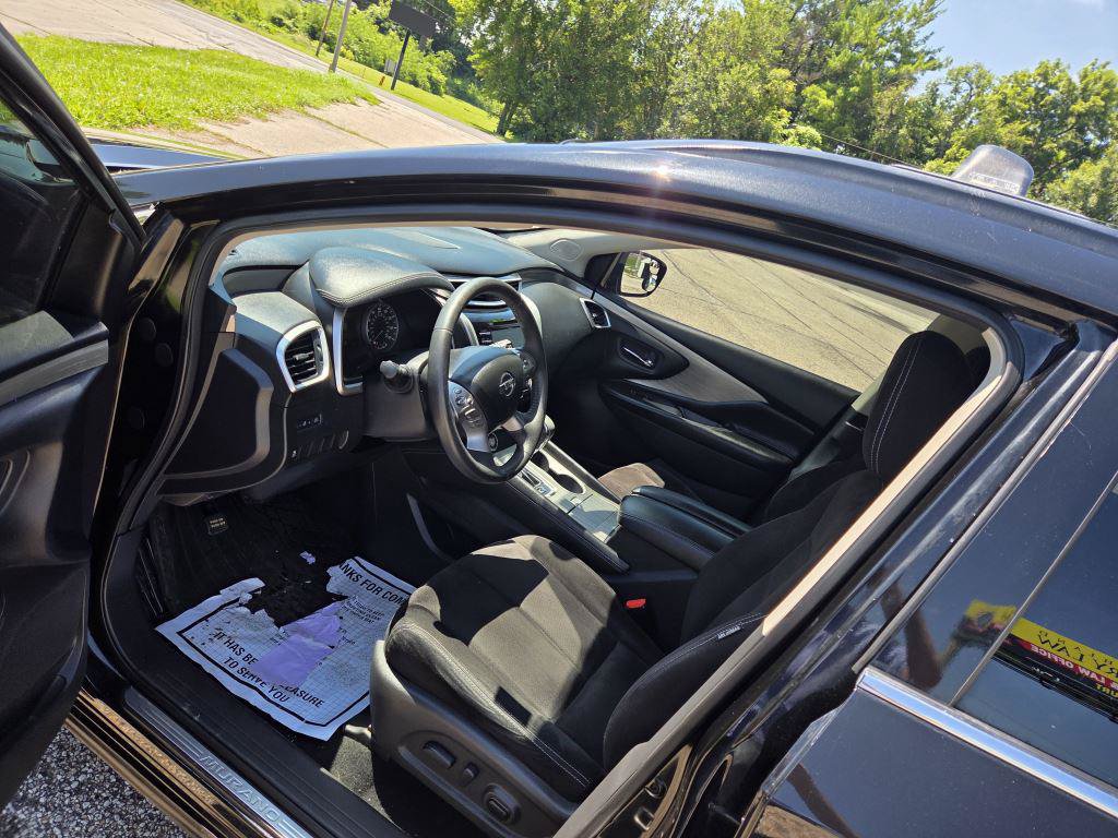 Used 2015 Nissan Murano SV w/ Premium Package AWD/4WD image 6
