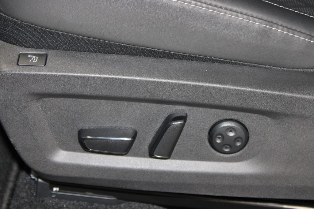 Used 2025 Nissan Murano Platinum w/ Cargo Package AWD/4WD image 26