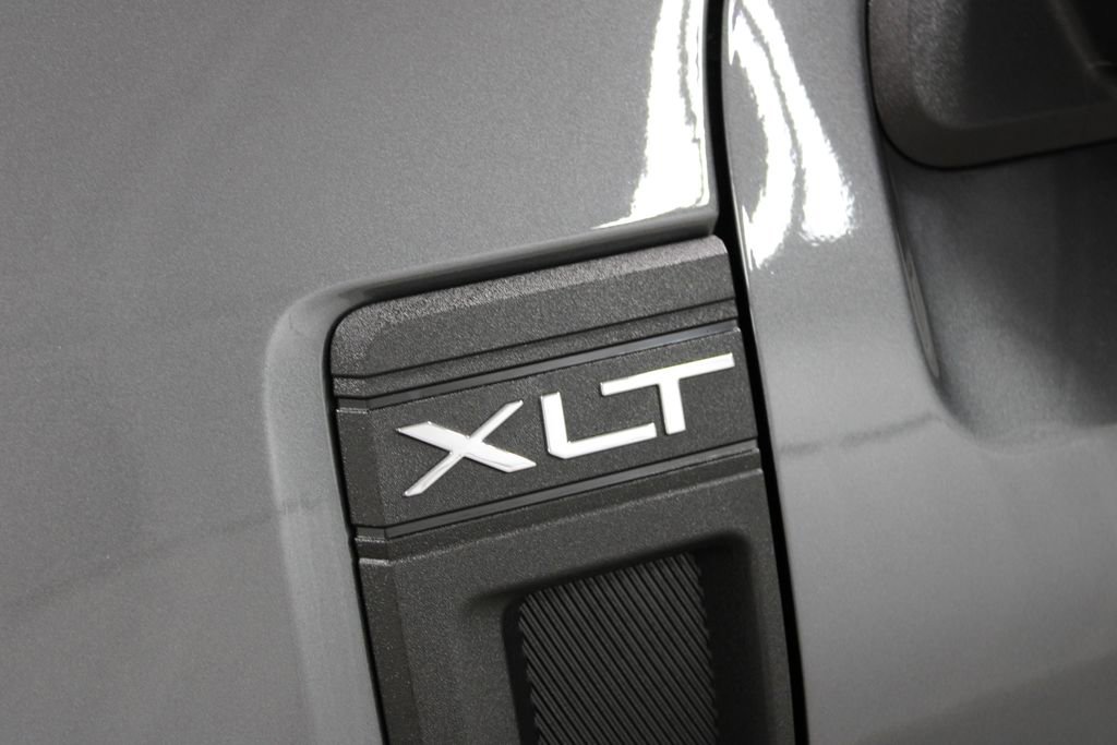 New 2026 Ford Maverick XLT w/ XLT Luxury Package image 13