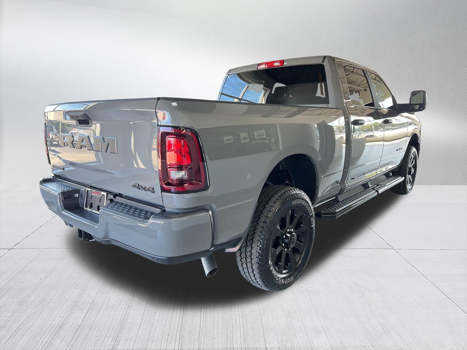 New 2026 RAM 2500 Big Horn AWD/4WD image 4