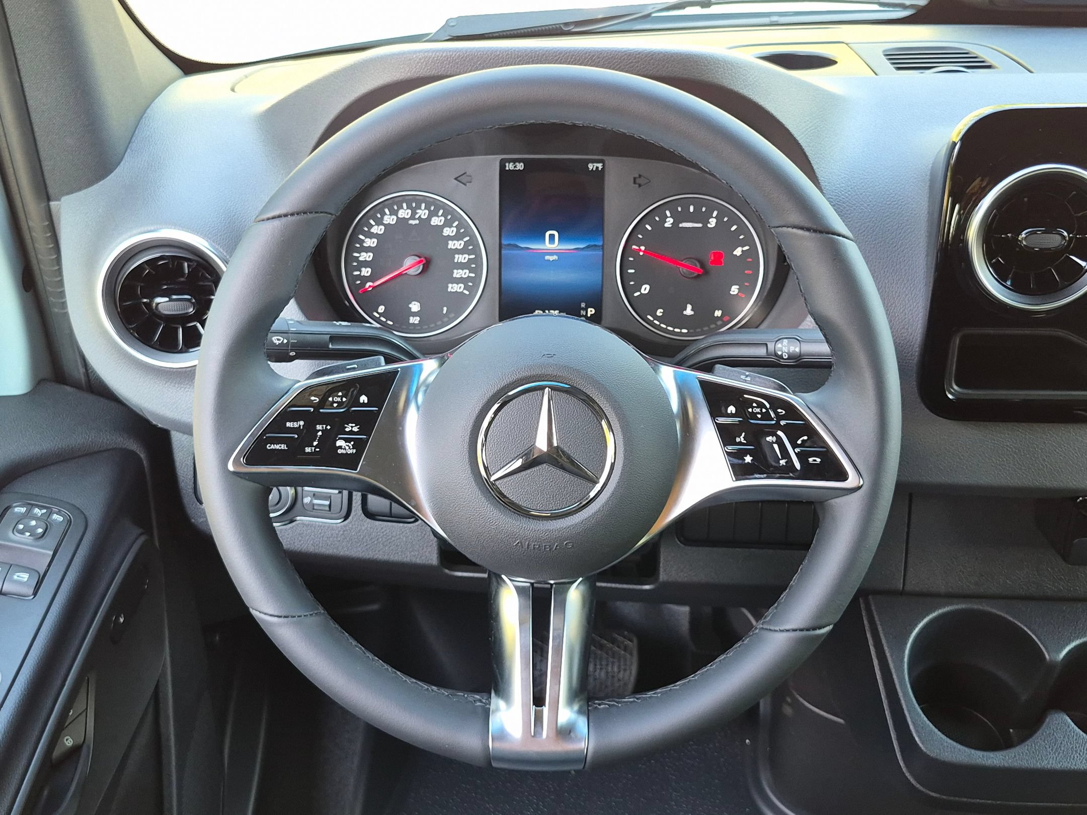 New 2026 Mercedes-Benz Sprinter 2500 image 18