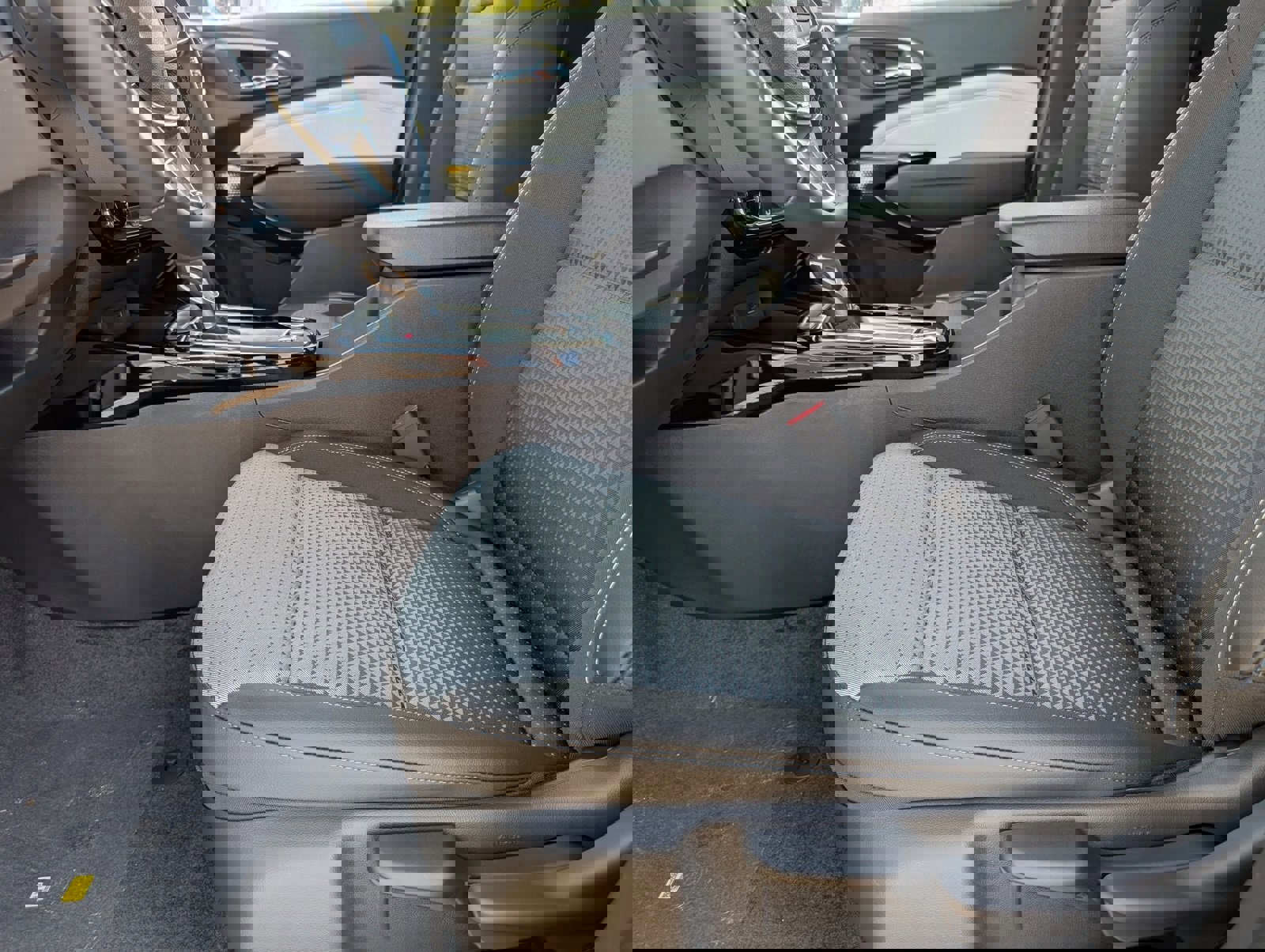 New 2026 Chevrolet Trax LT w/ Driver Confidence Package image 8