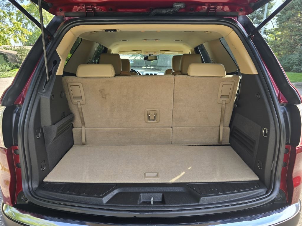 Used 2011 GMC Acadia SLT image 15