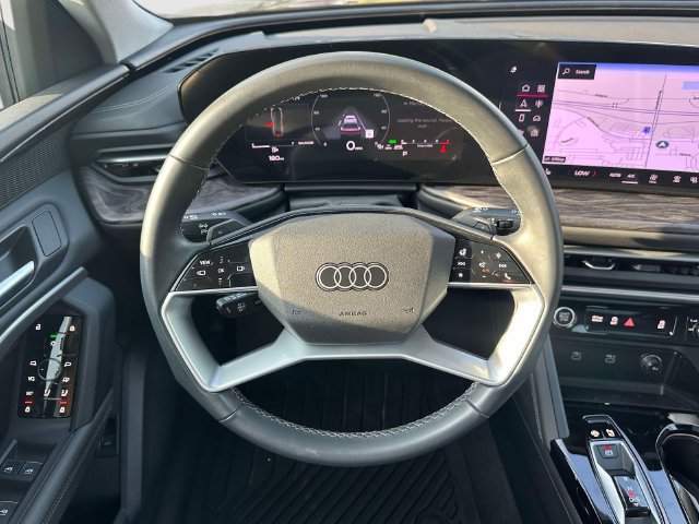 Certified 2025 Audi Q5 Premium w/ Convenience Package AWD/4WD image 16