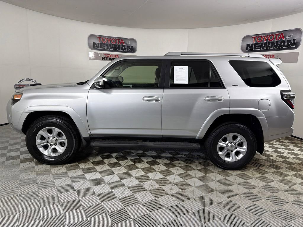Used 2018 Toyota 4Runner SR5 Premium image 8