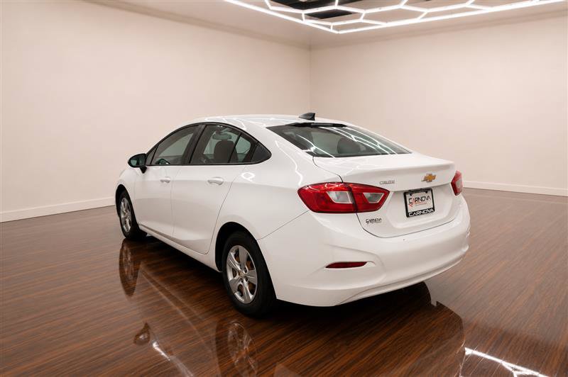 Used 2018 Chevrolet Cruze LS FWD image 6