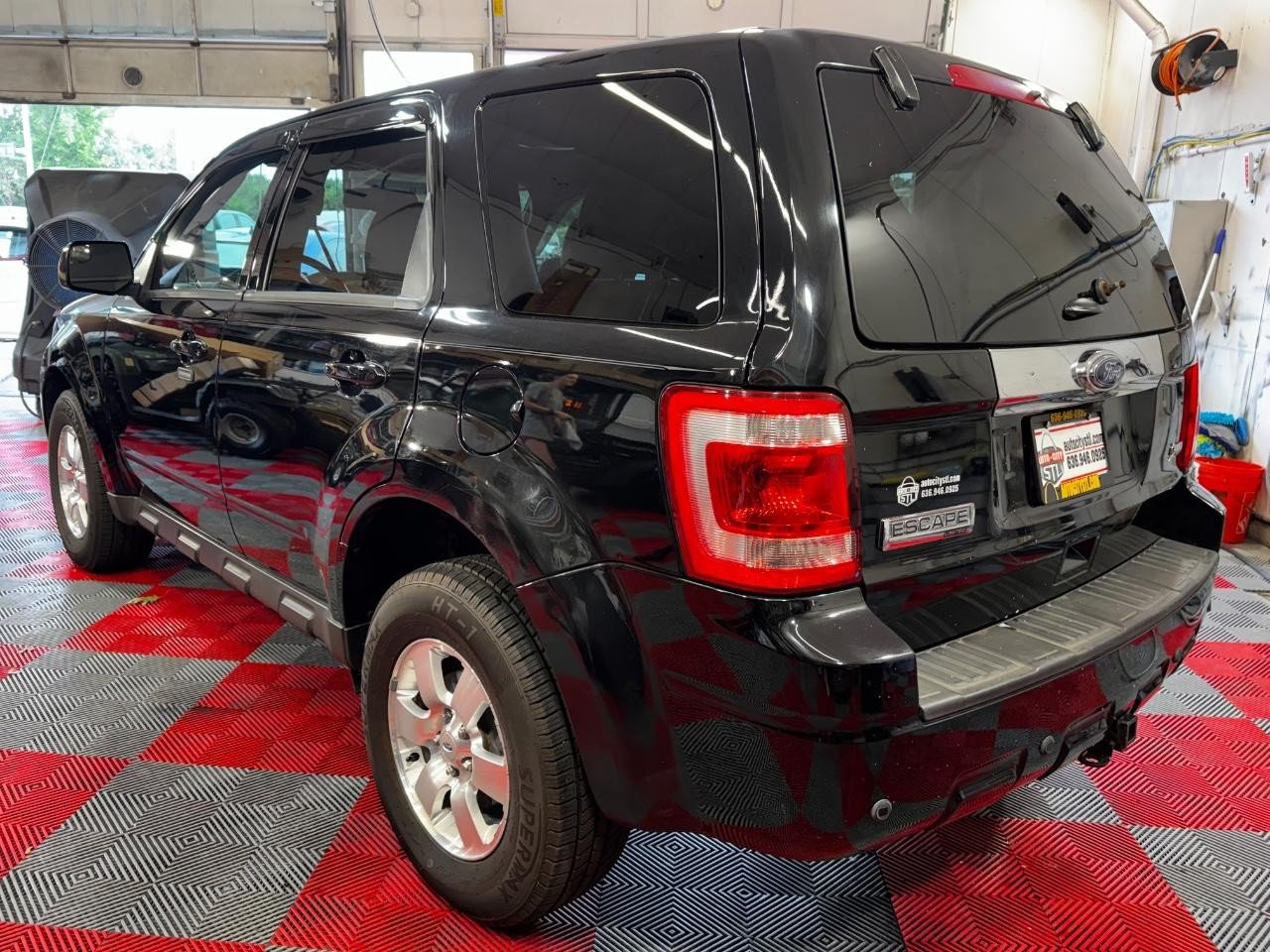 Used 2012 Ford Escape Limited AWD/4WD image 5