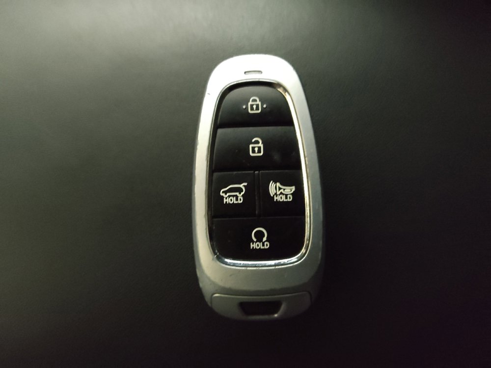 Used 2023 Hyundai Santa Fe XRT image 32