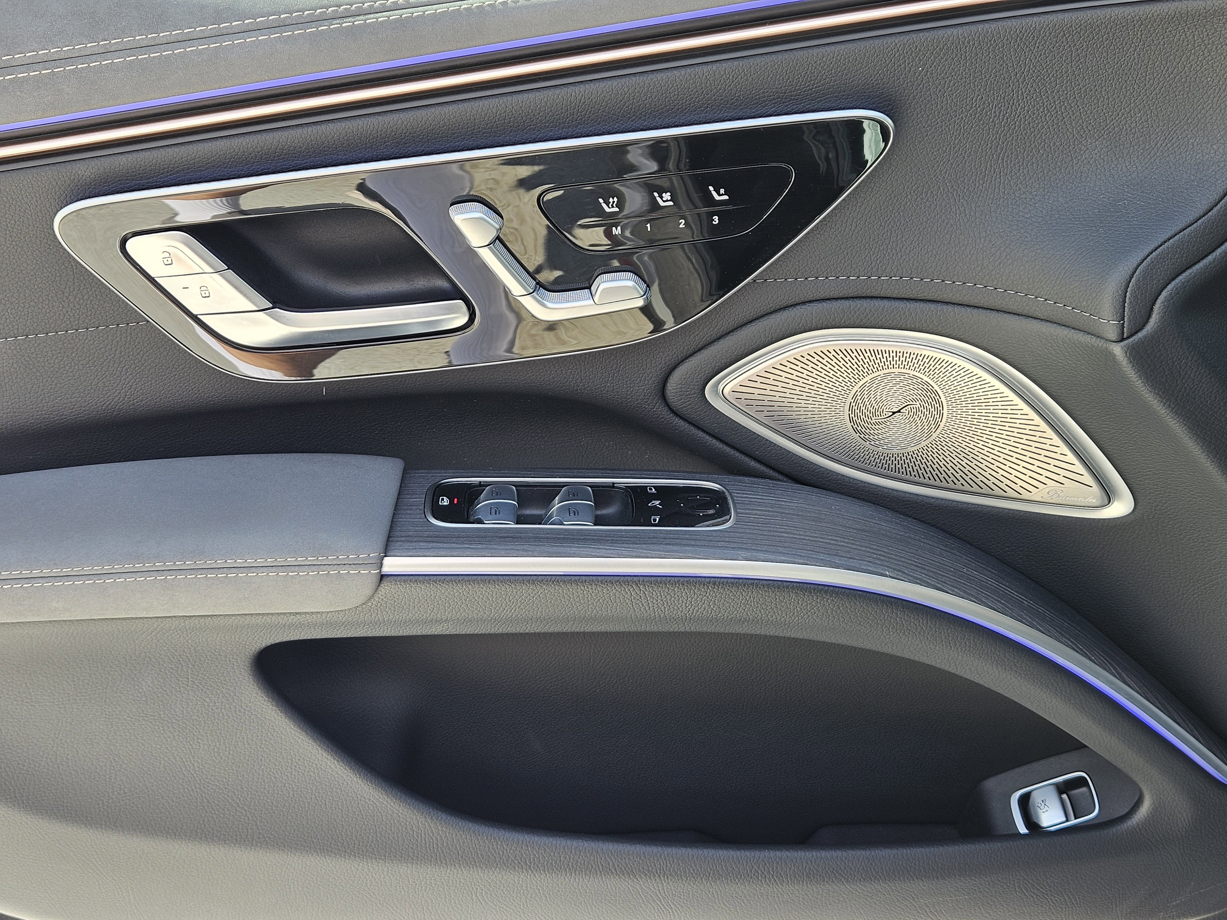 Used 2023 Mercedes-Benz EQS 580 4MATIC Sedan image 24