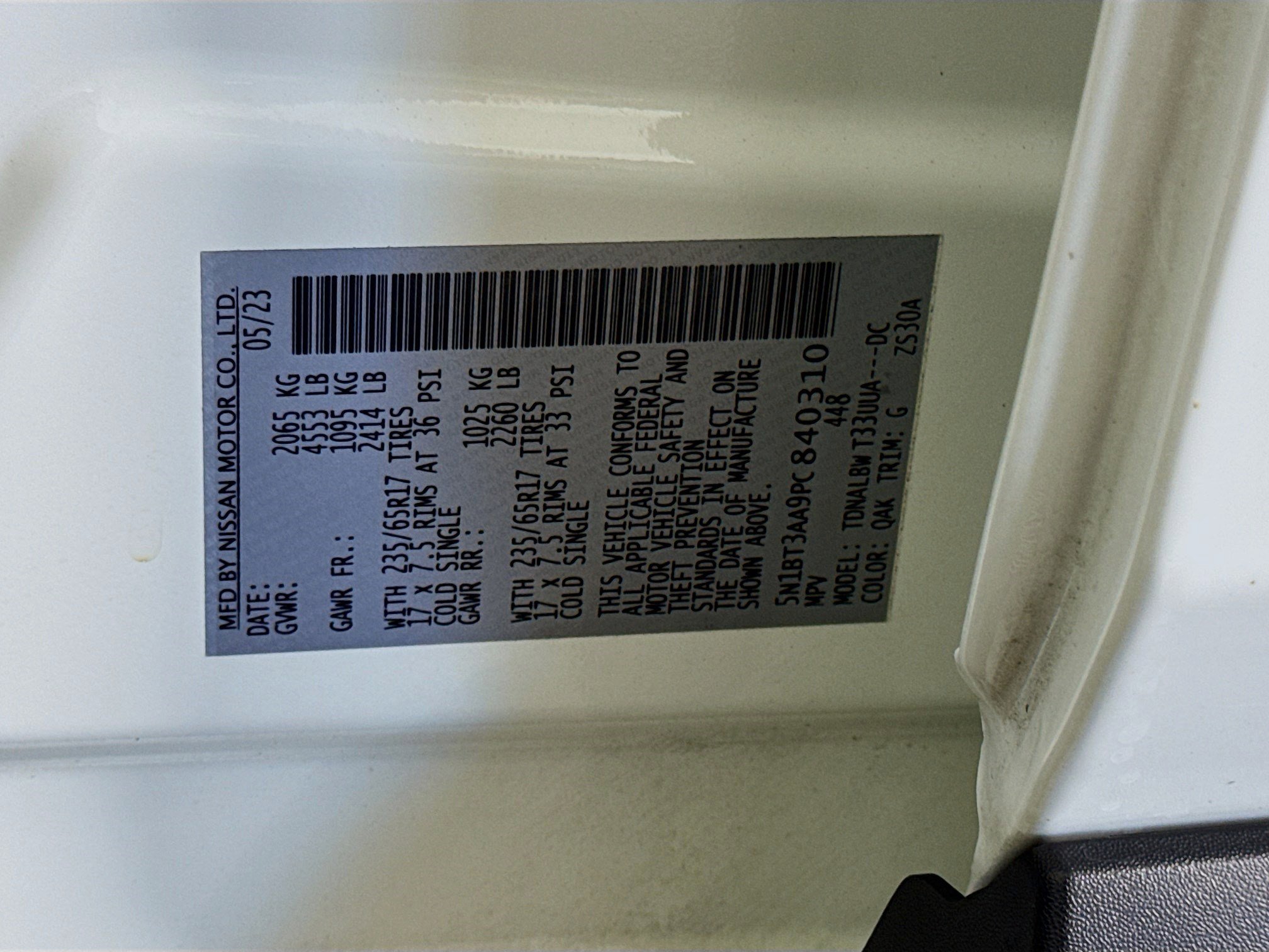 Used 2023 Nissan Rogue S image 40