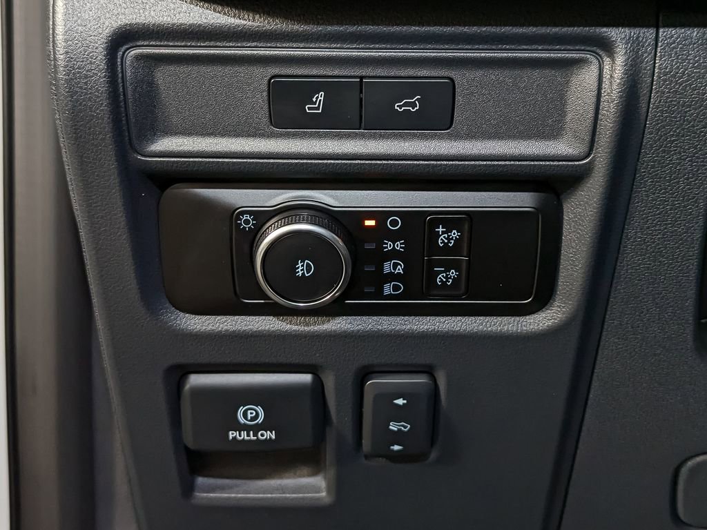 Used 2023 Ford Expedition Max Limited image 30