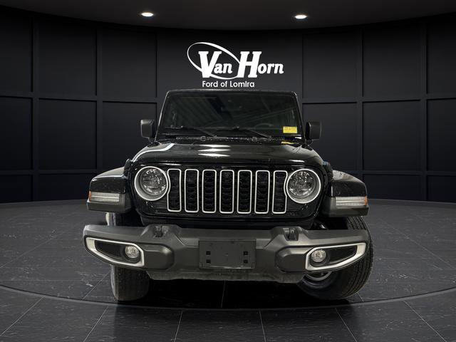 Used 2024 Jeep Wrangler Sahara w/ Technology Group image 11