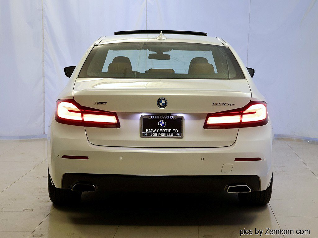 Certified 2023 BMW 530e xDrive w/ Convenience Package AWD/4WD image 7
