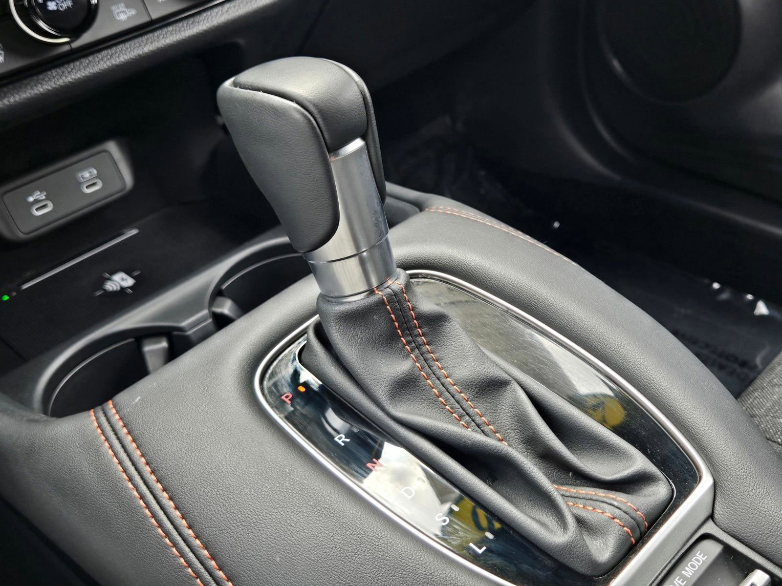 Certified 2026 Honda HR-V Sport image 24