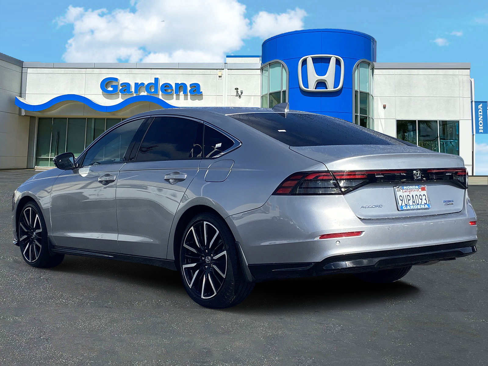 Certified 2025 Honda Accord Touring image 4