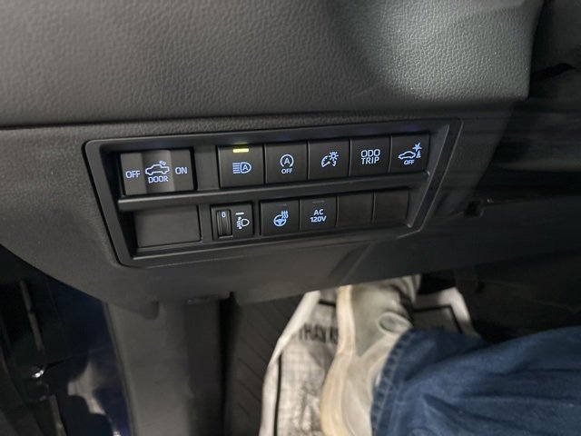 Used 2022 Toyota Tundra Limited image 26