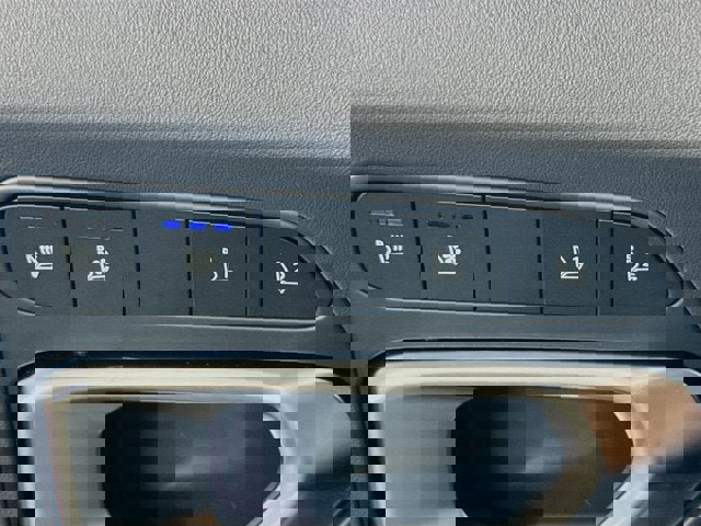 New 2025 Kia K4 GT-Line Turbo image 24