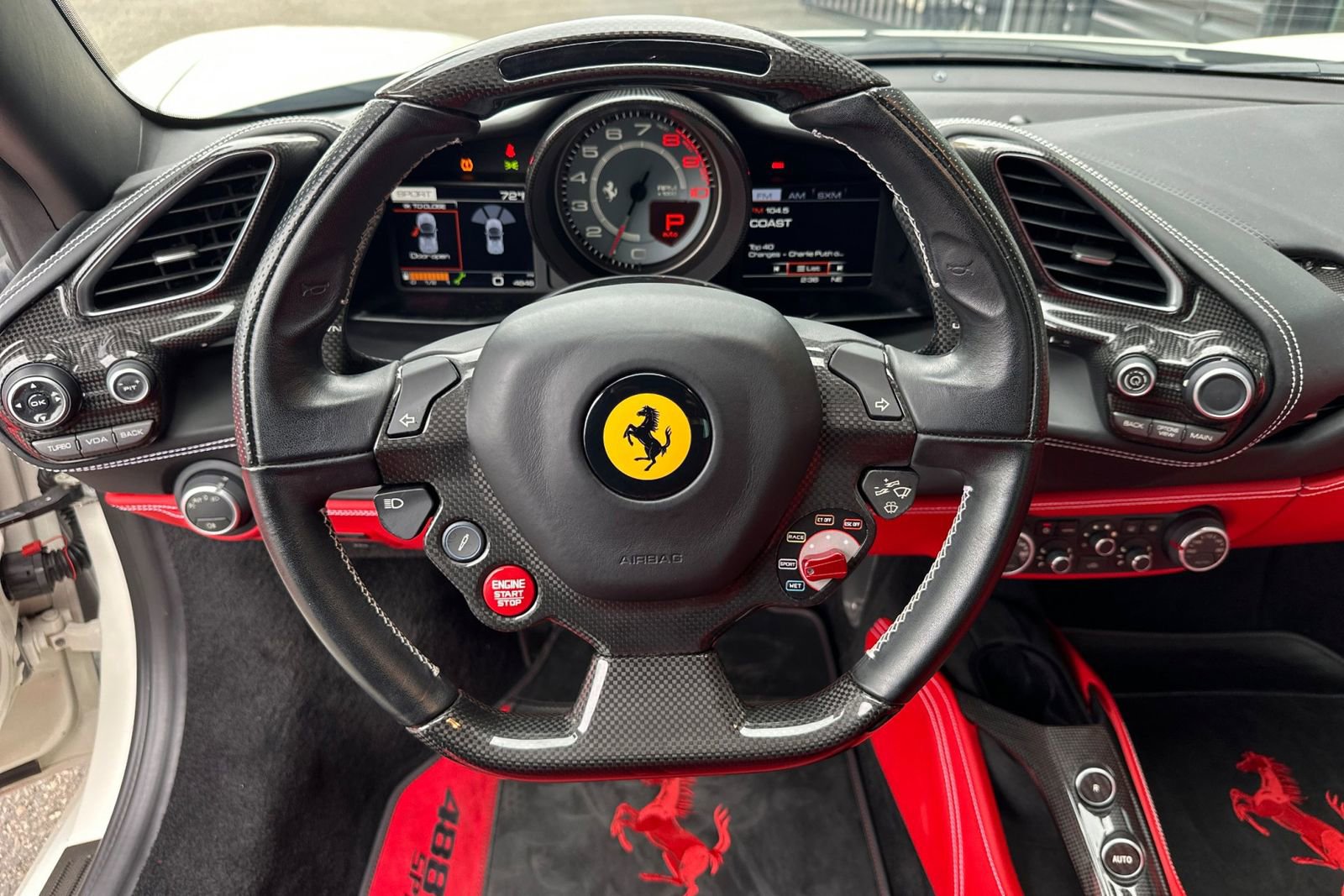 Used 2017 Ferrari 488 Spider image 15