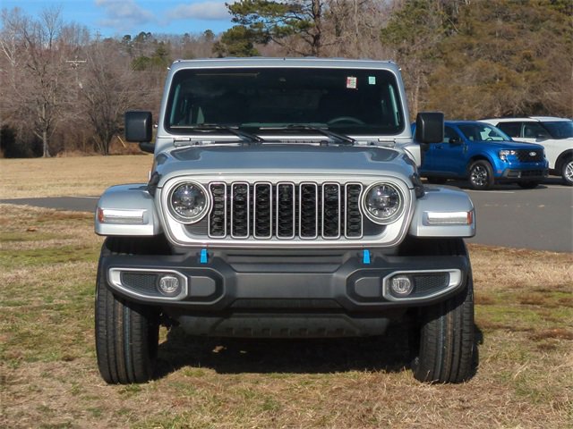 Used 2024 Jeep Wrangler Unlimited Sahara w/ Technology Group image 16