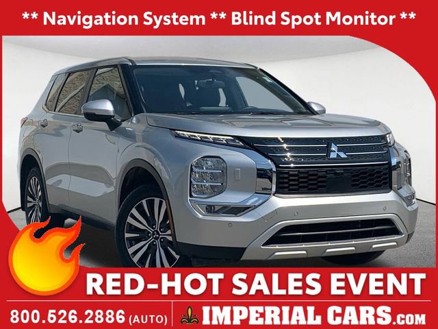 Used 2024 Mitsubishi Outlander SE