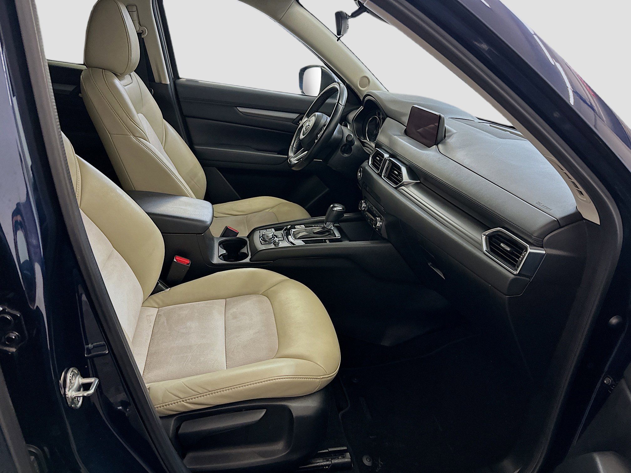 Used 2018 MAZDA CX-5 Touring image 32