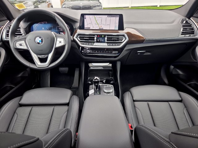 Used 2023 BMW X3 xDrive30i w/ Convenience Package AWD/4WD image 12