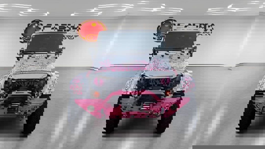 Used 2013 Jeep Wrangler Unlimited Sahara w/ Connectivity Group image 8