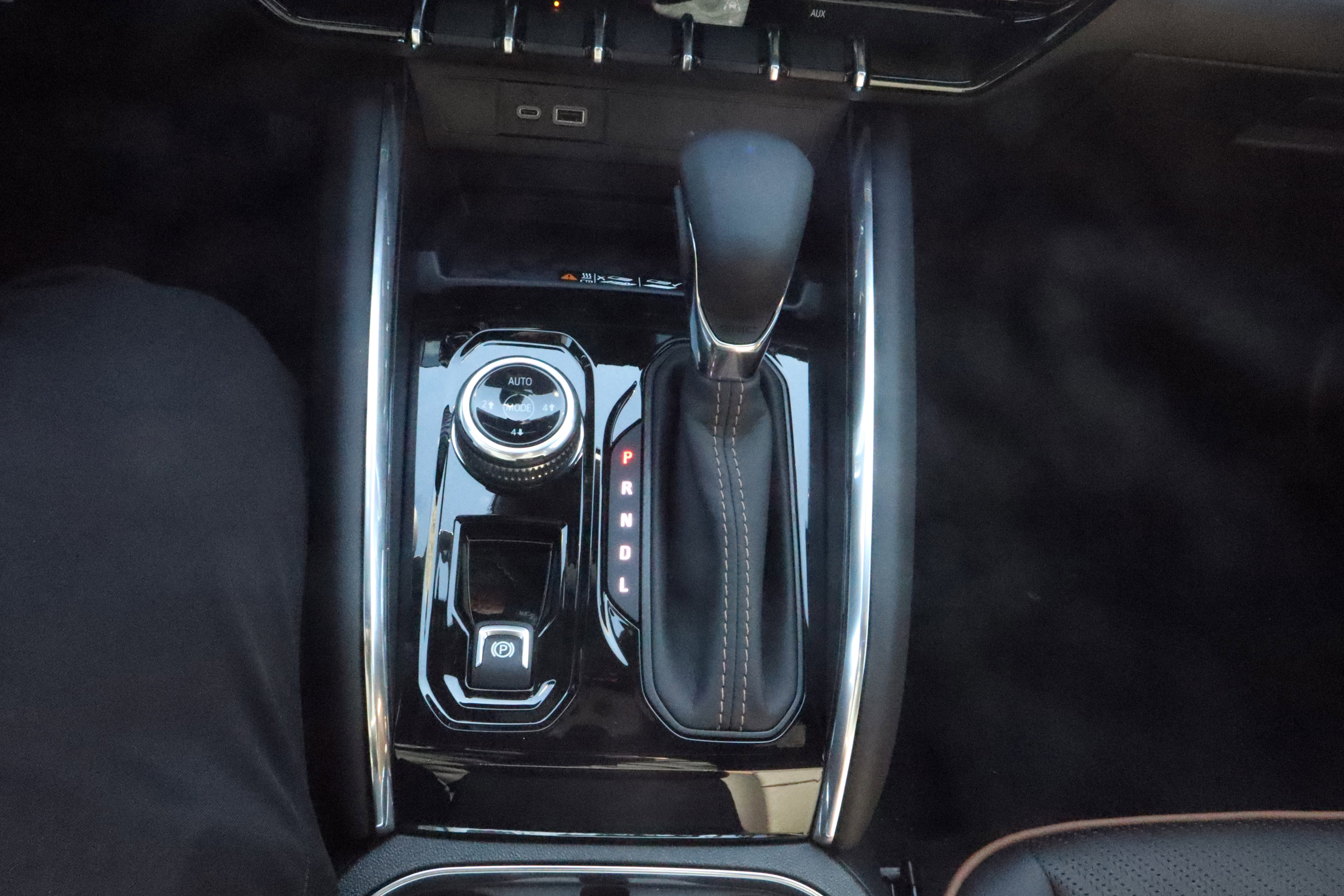 New 2026 GMC Canyon AT4 w/ Technology Plus Package image 15