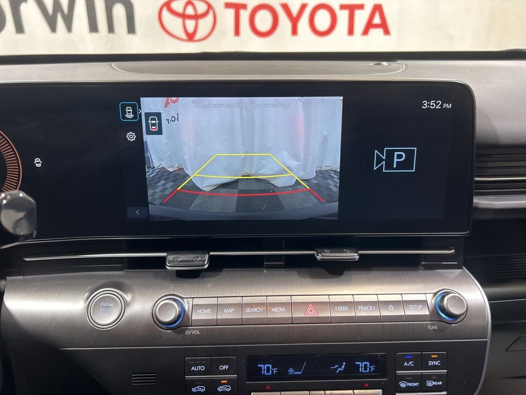 Used 2024 Hyundai Kona SEL image 32