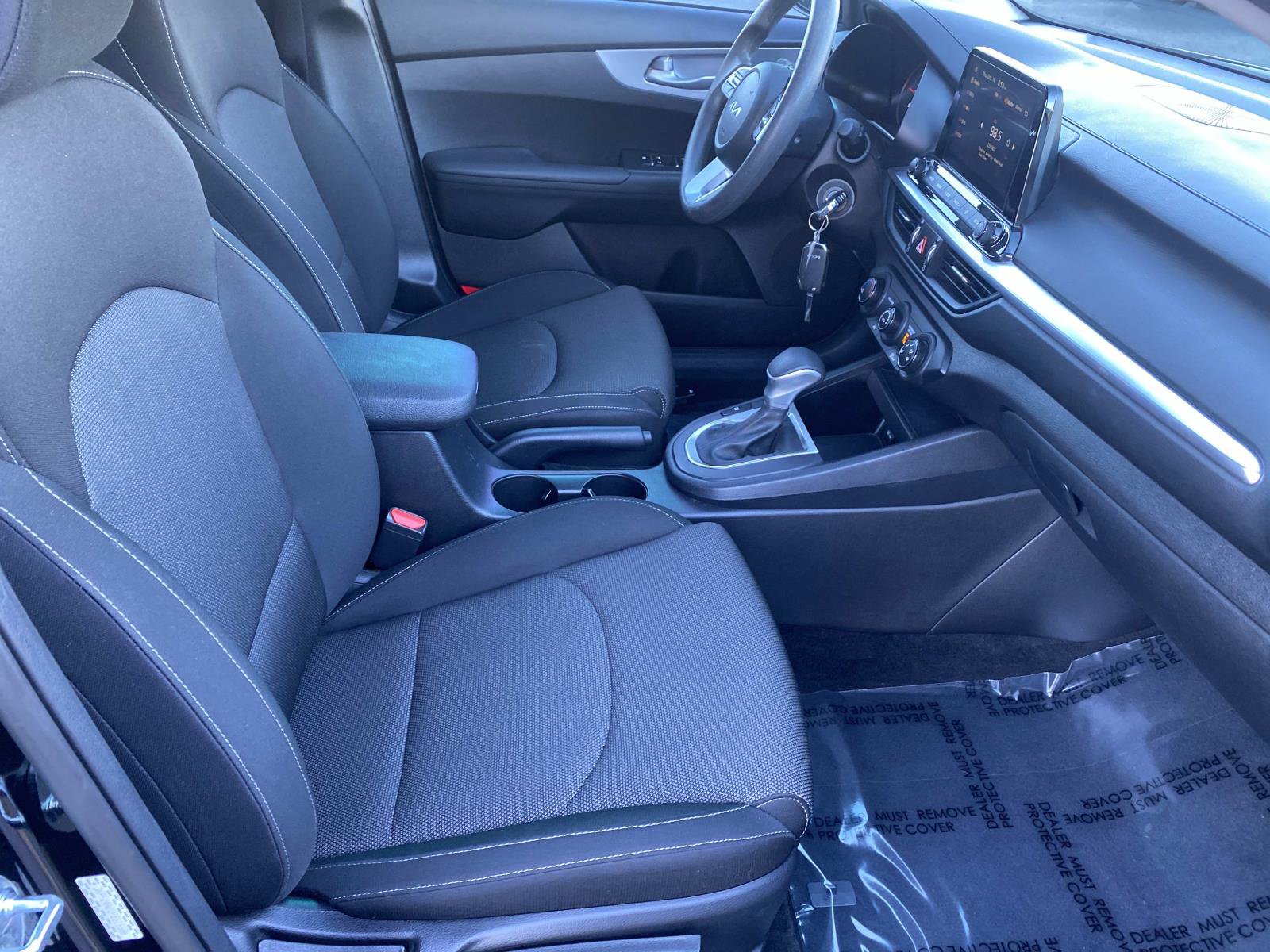 Used 2023 Kia Forte LXS w/ LXS Technology Package image 18