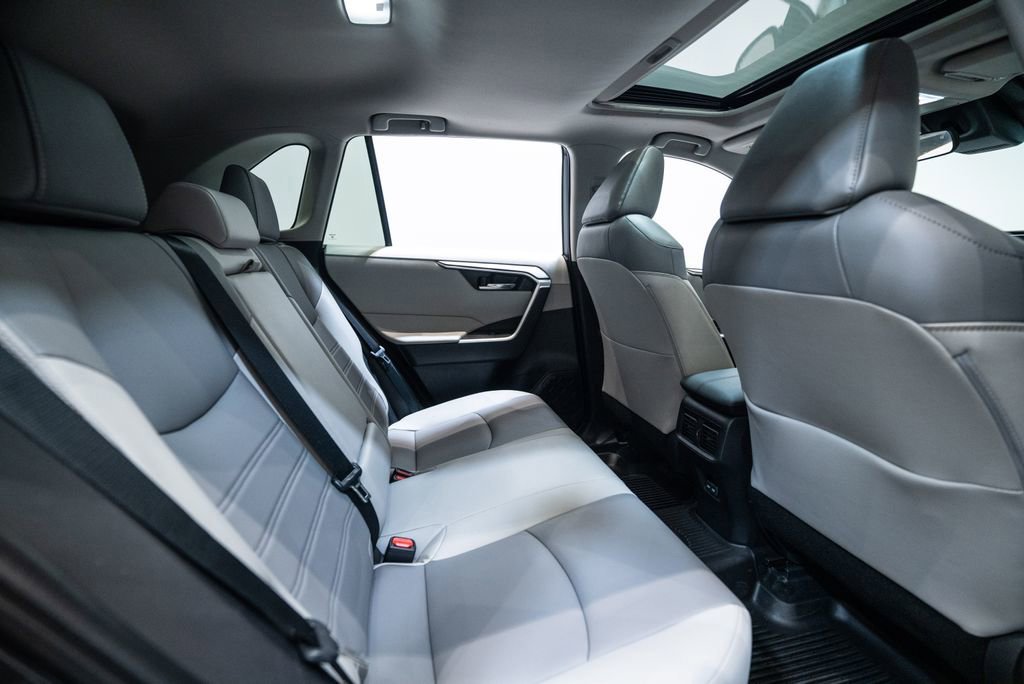 Certified 2022 Toyota RAV4 XLE Premium image 35