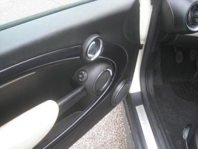 Used 2010 MINI Cooper Clubman Hardtop image 18