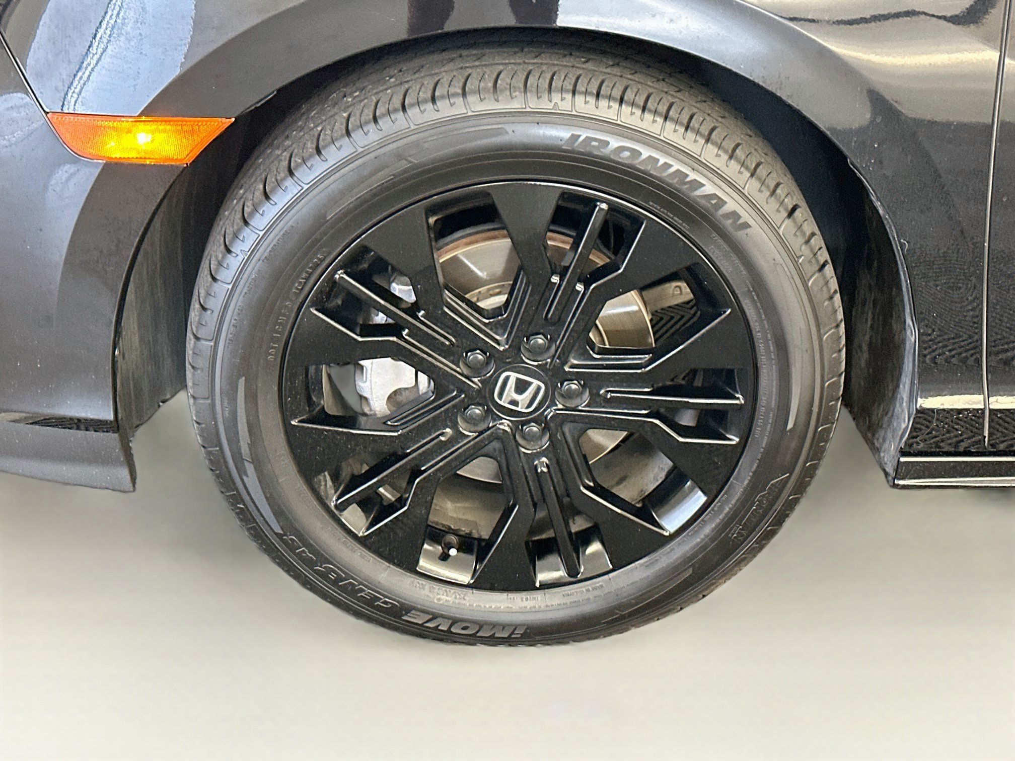 Used 2025 Honda Odyssey Sport-L image 37