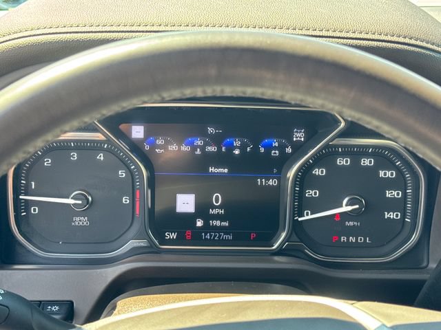 Used 2022 GMC Sierra 2500 Denali w/ Technology Package AWD/4WD image 17