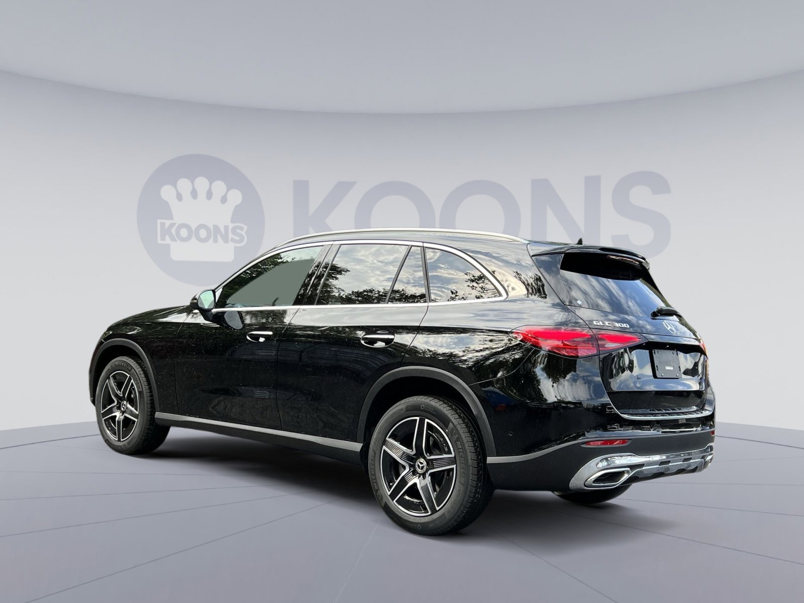Certified 2026 Mercedes-Benz GLC 300 4MATIC image 4